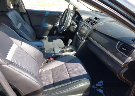 2014 Toyota Camry Se z USA, uszkodzony, nr VIN 4T1BF1FK5EU316012